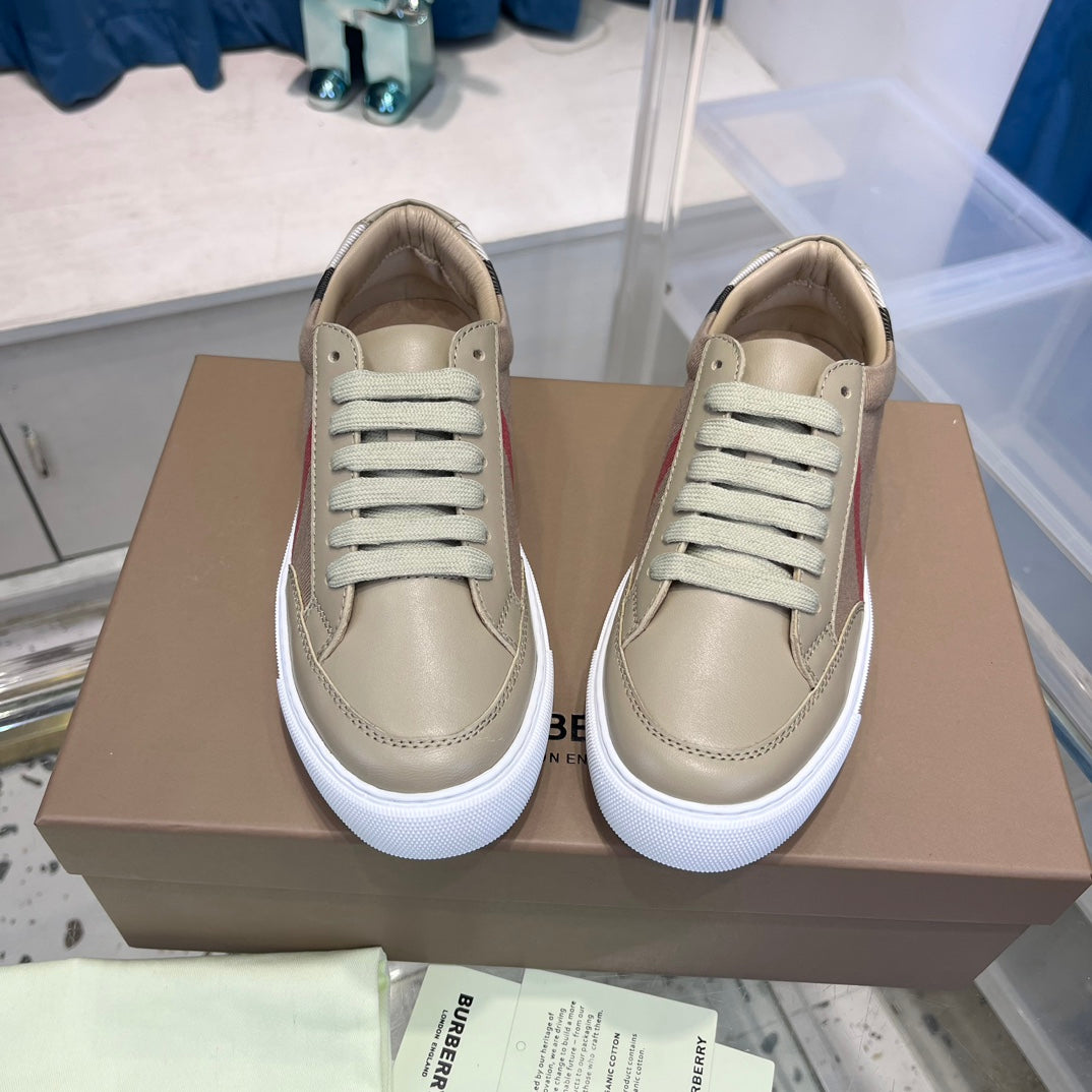 Burberry Sneakers