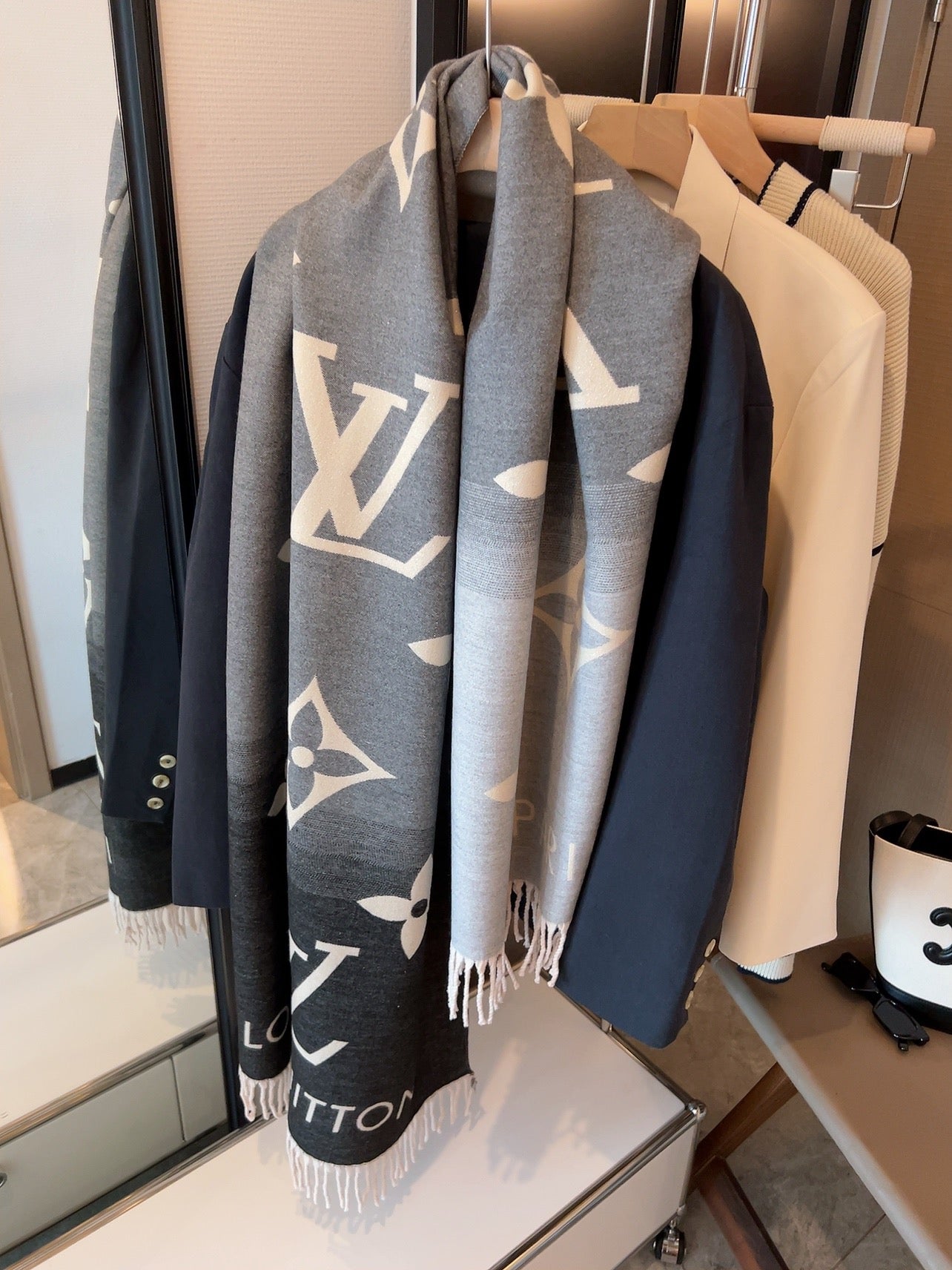 Louis Vuitton scarf
