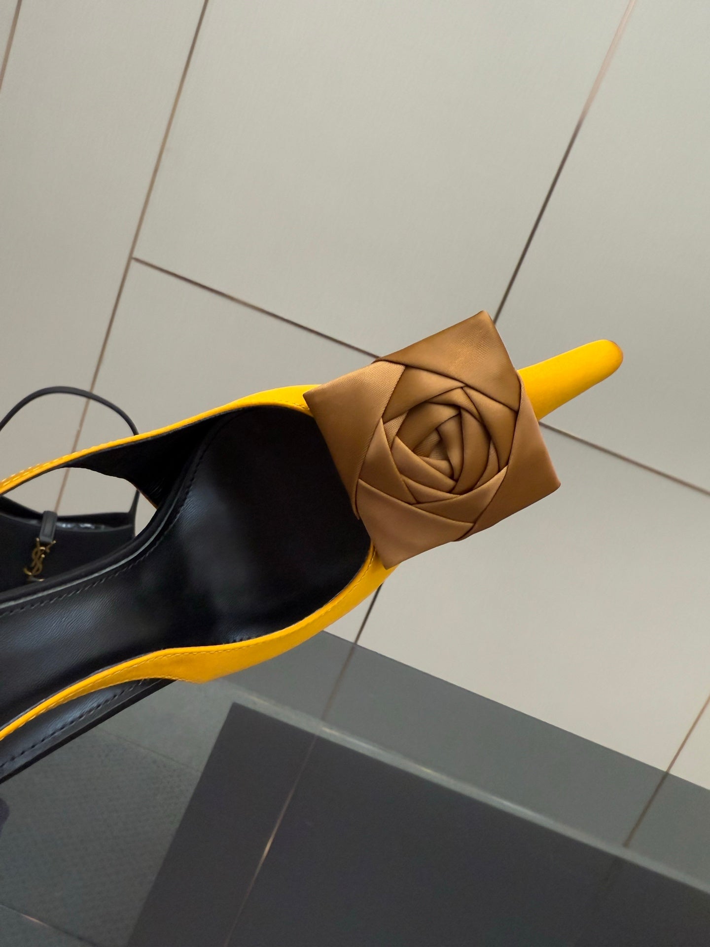 Saint Laurent 110 Bow