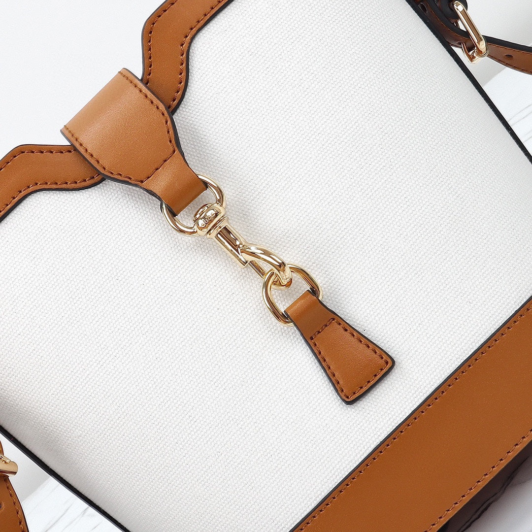 Gucci Mini Bucket Shoulder Bag
