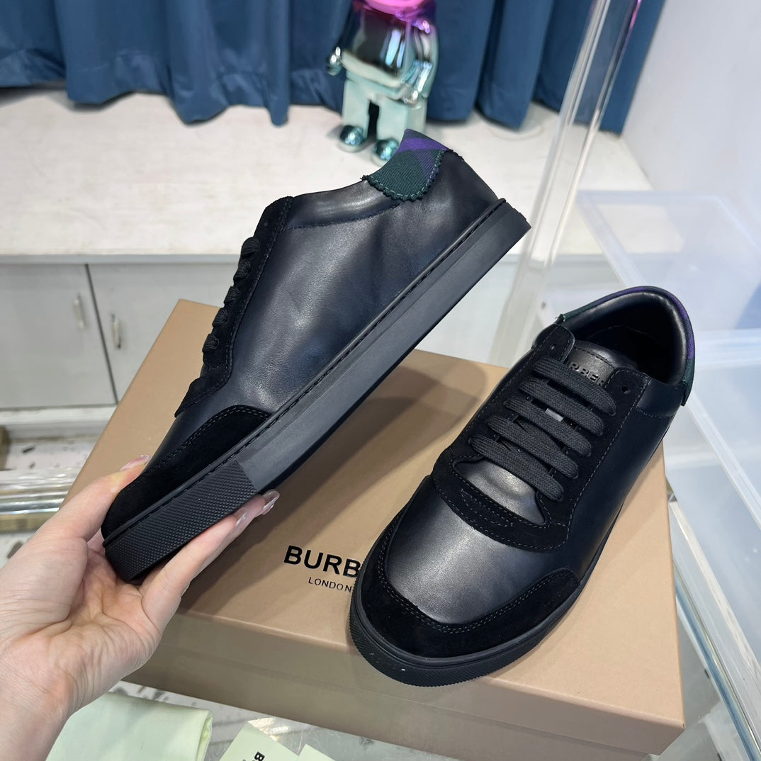 Burberry Sneakers