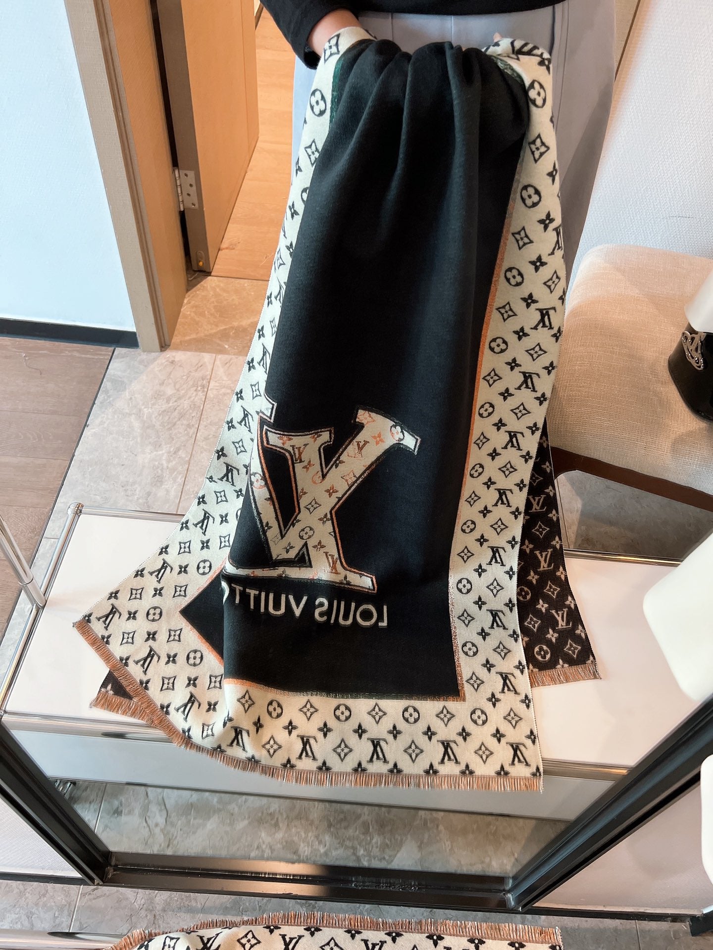 Louis Vuitton scarf