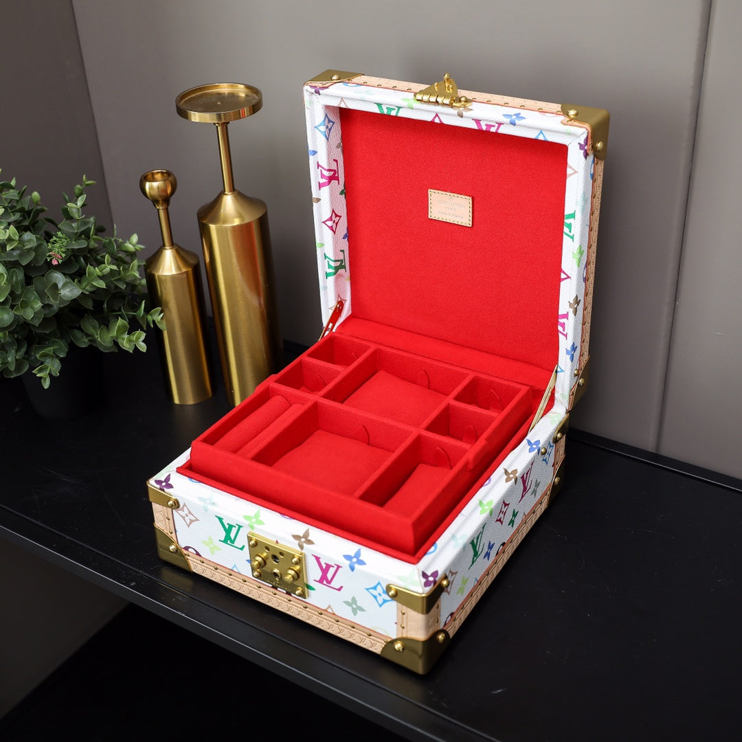 Louis Vuitton Jewelry Case Trunk