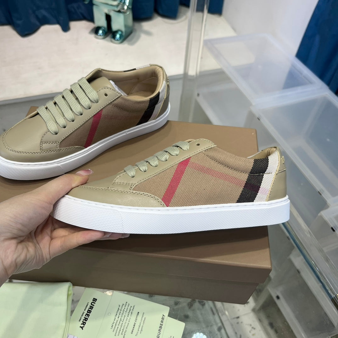 Burberry Sneakers