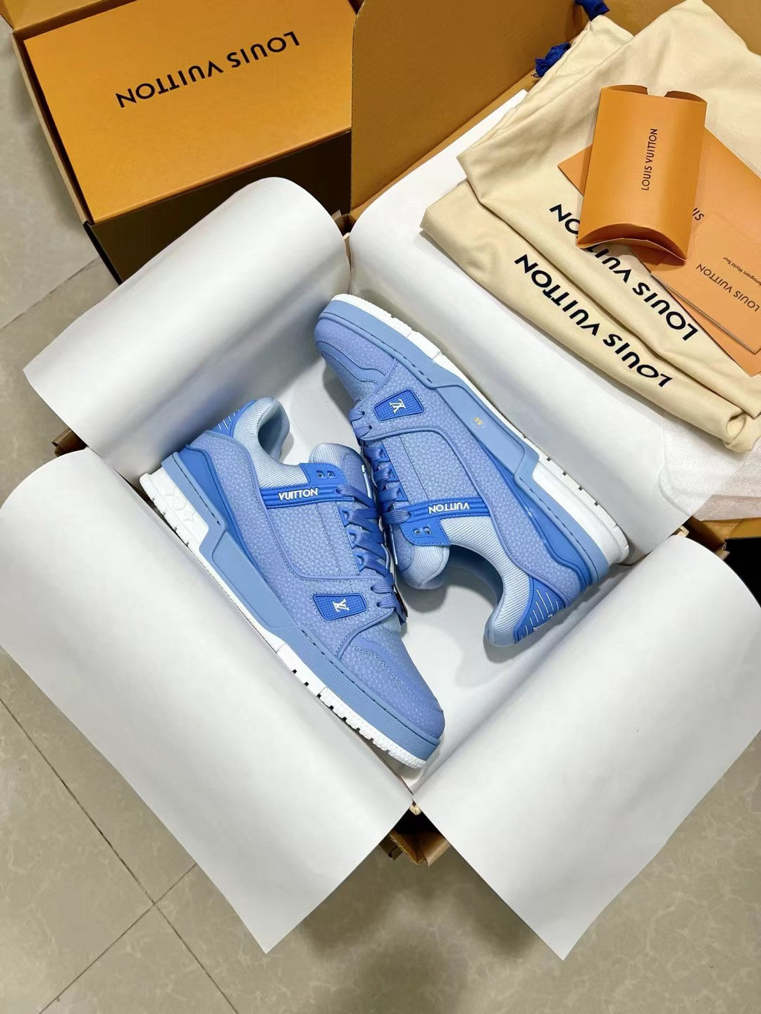 Louis Vuitton Sneakers