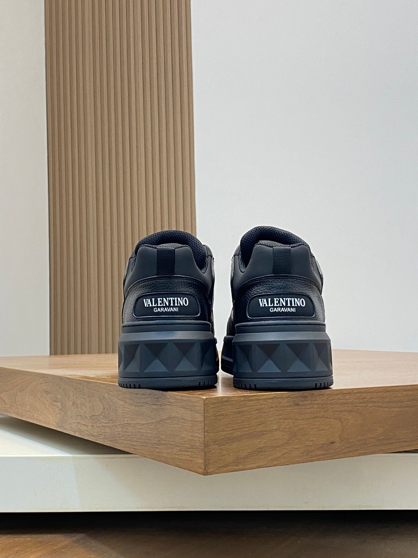 Valentino Sneakers