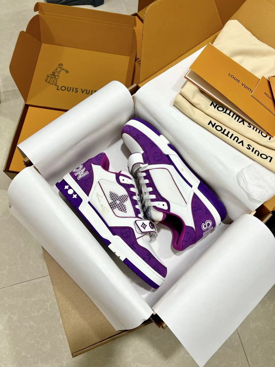 Louis Vuitton Sneakers