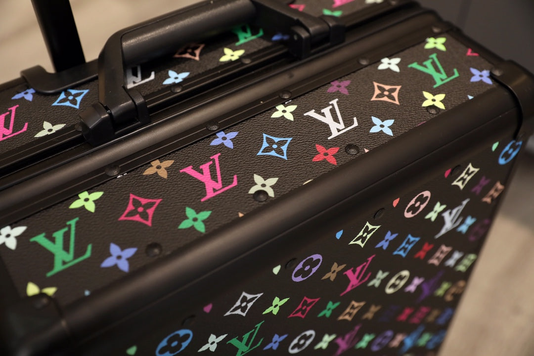 Louis Vuitton Horizon 55