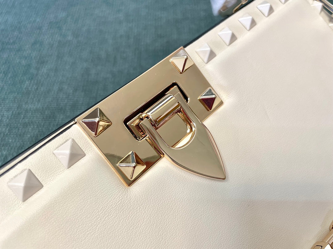Valentino Garavani Rockstud Calfskin Handbag Woman Ivory Onesize
