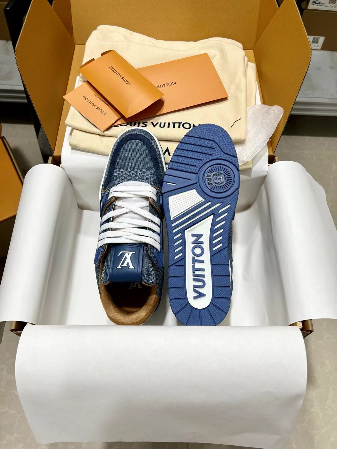 Louis Vuitton Sneakers