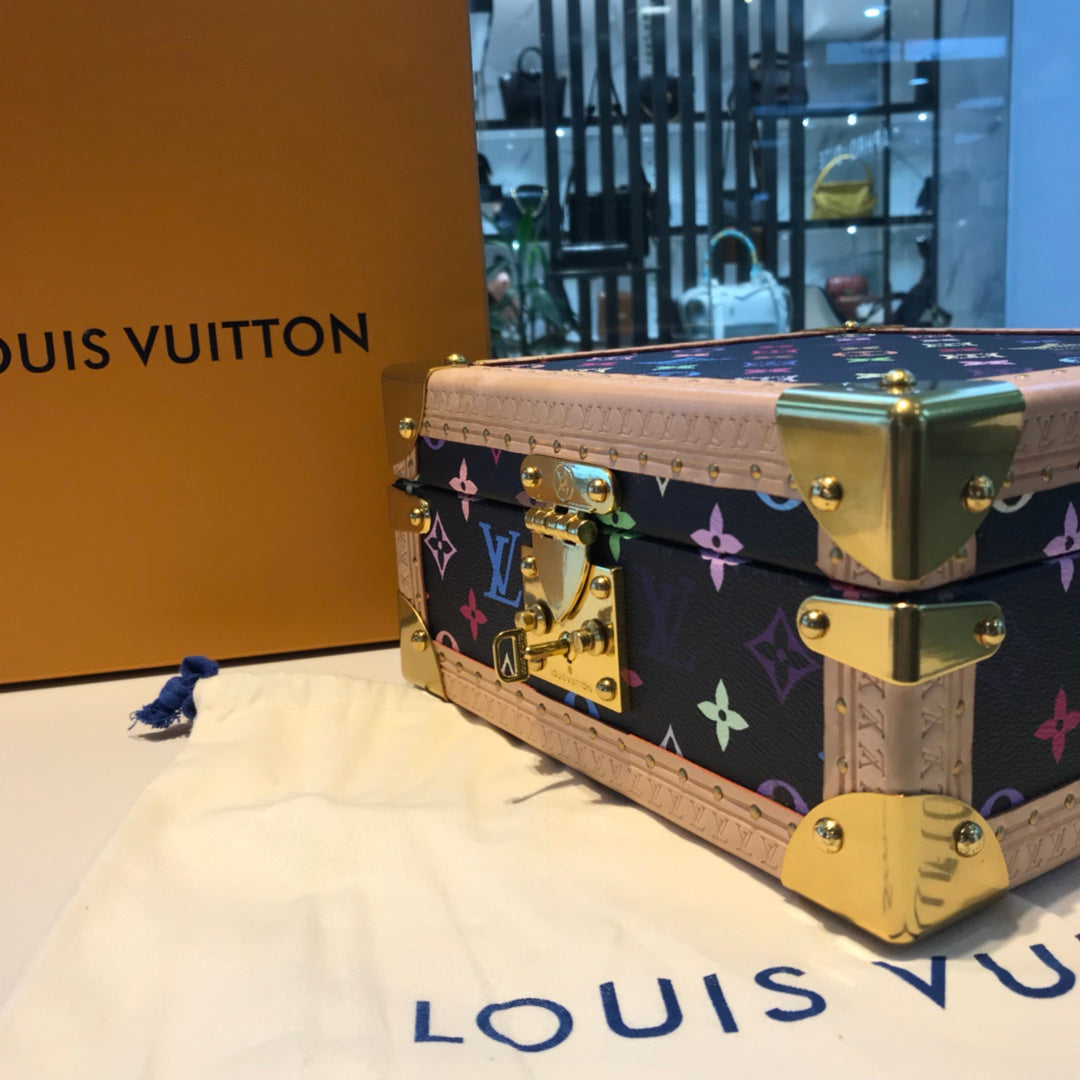 Louis Vuitton Jewelry Case Trunk