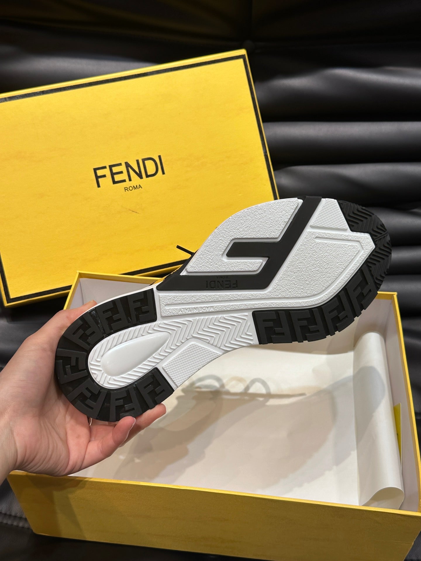 Fendi Sneakers