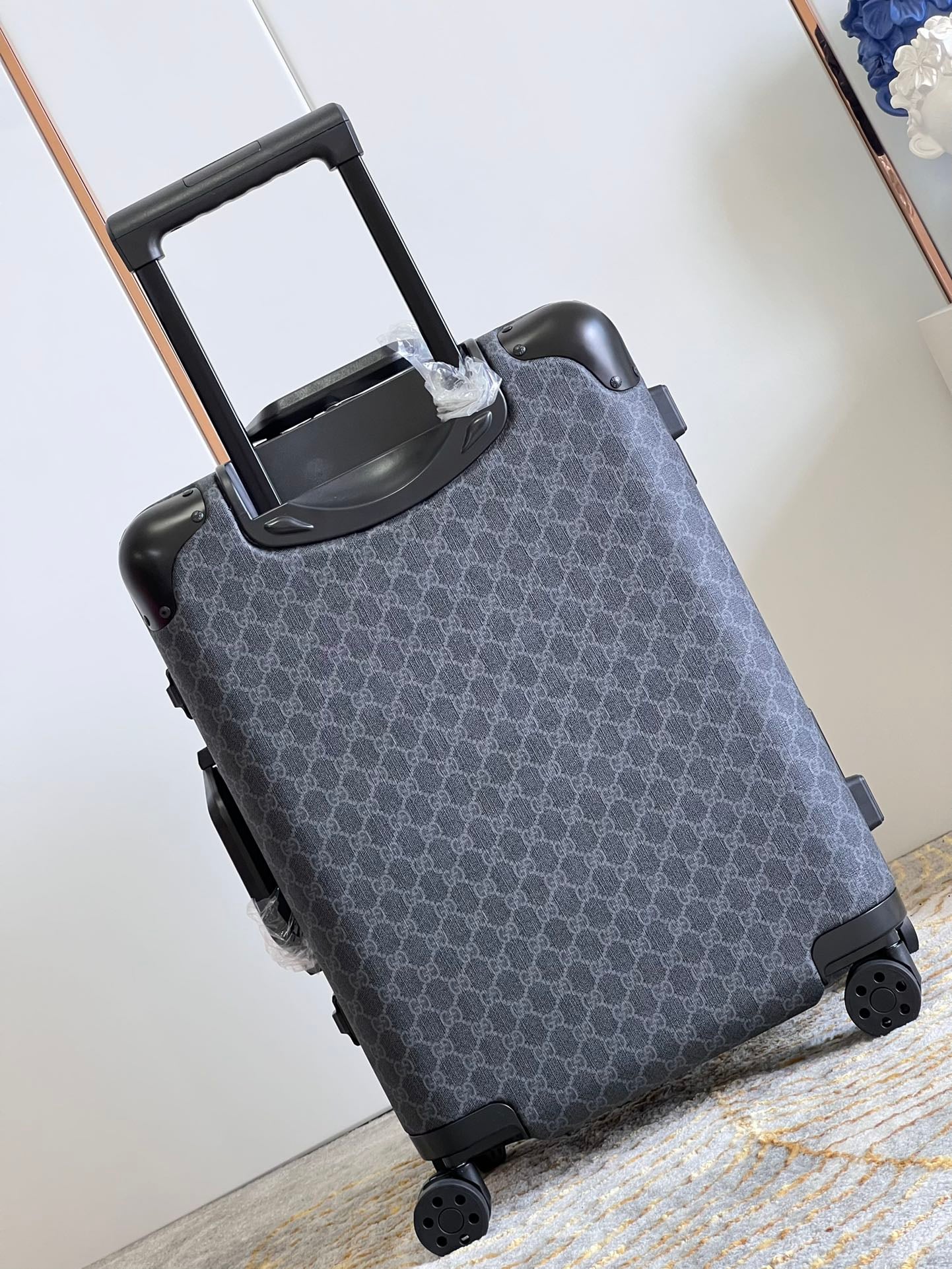 Gucci Porter cabin plus trolley
