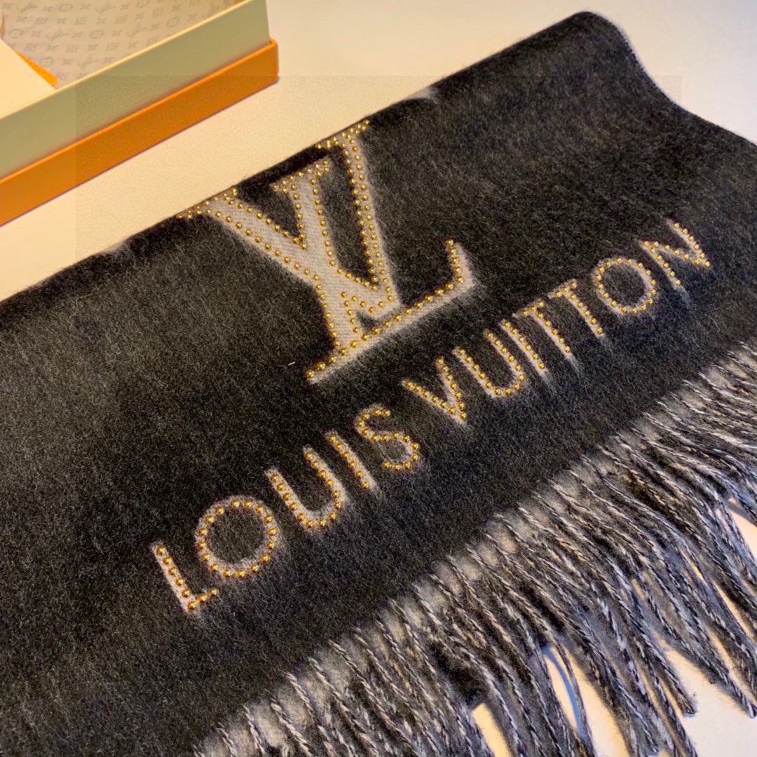 Louis Vuitton scarf