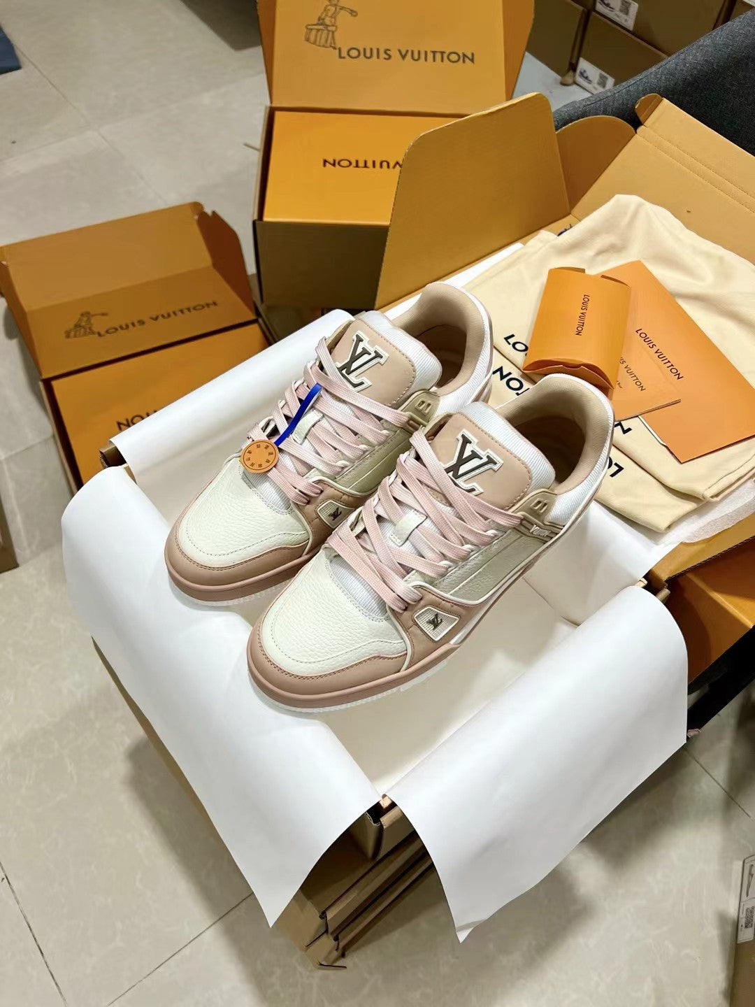 Louis Vuitton Sneakers