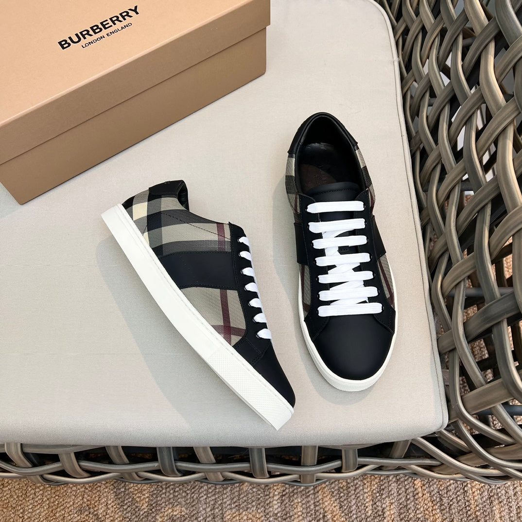 Burberry Sneakers