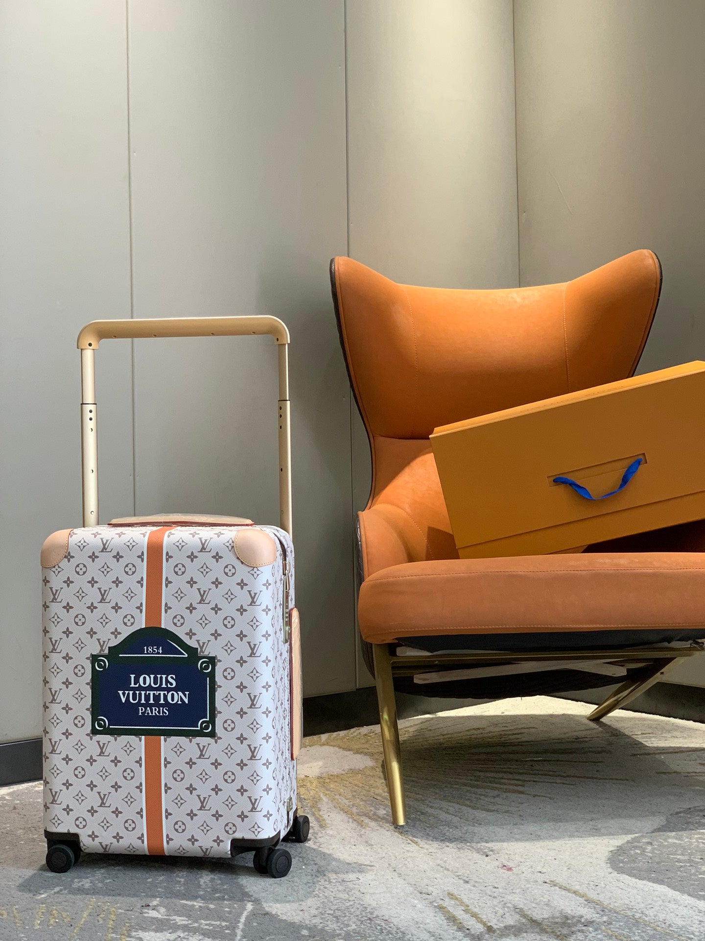 Louis Vuitton Horizon 55