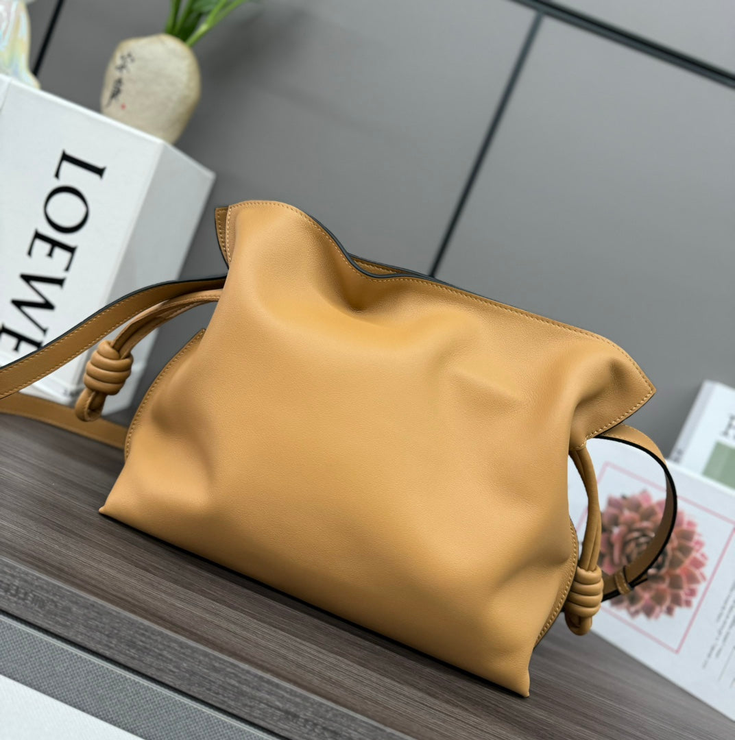 LOEWE Flamenco