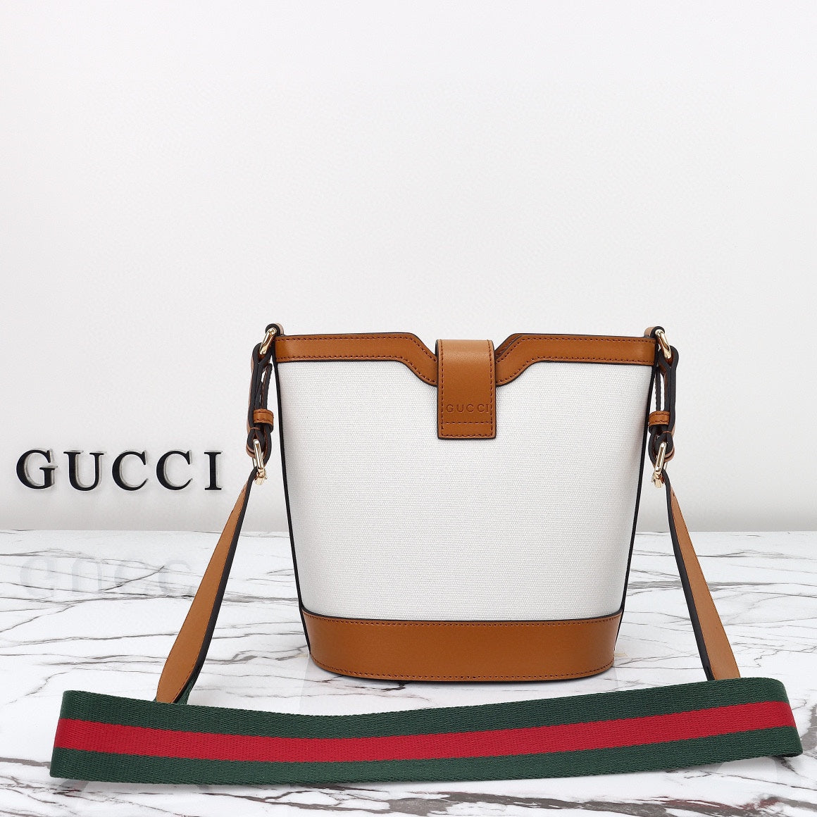 Gucci Mini Bucket Shoulder Bag