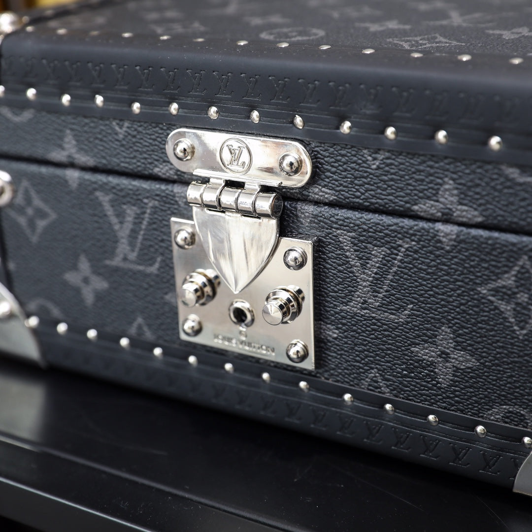 Louis Vuitton Jewelry Case Trunk