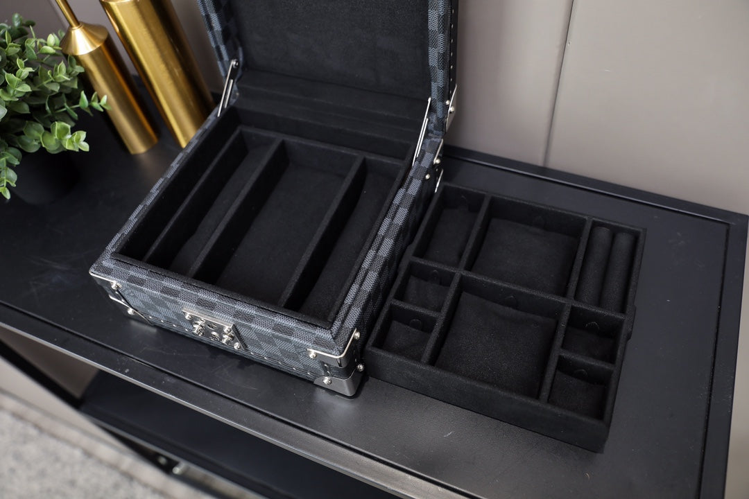 Louis Vuitton Jewelry Case Trunk