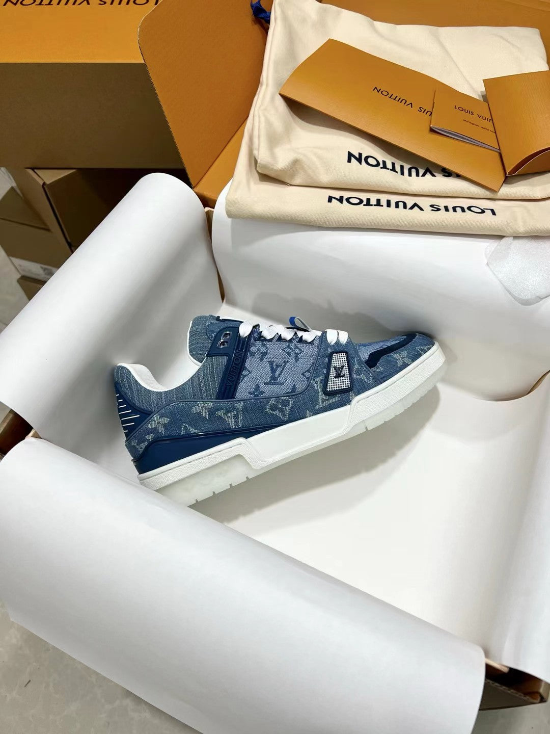 Louis Vuitton Sneakers