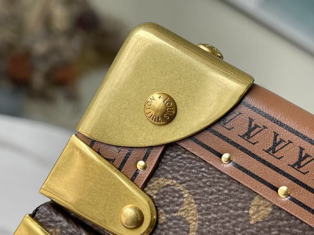 Louis Vuitton Jewelry Case Trunk