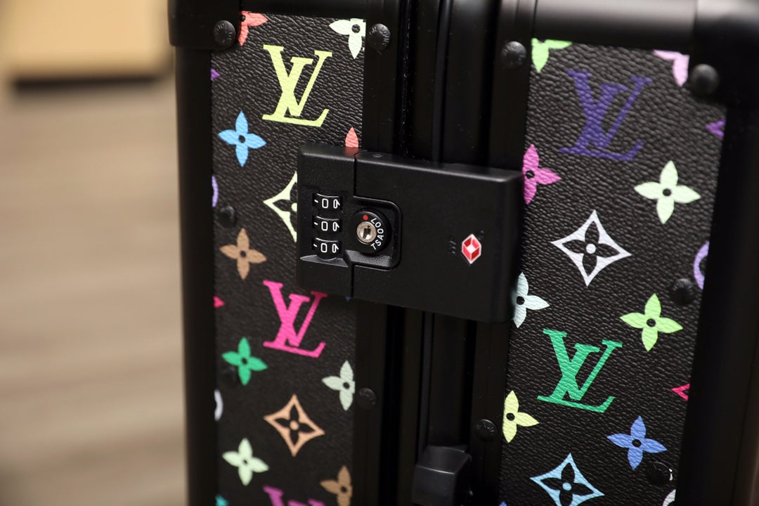 Louis Vuitton Horizon 55
