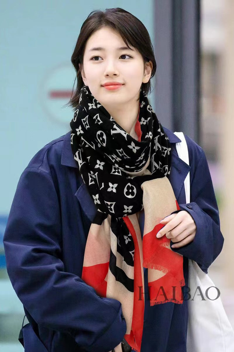 Louis Vuitton scarf