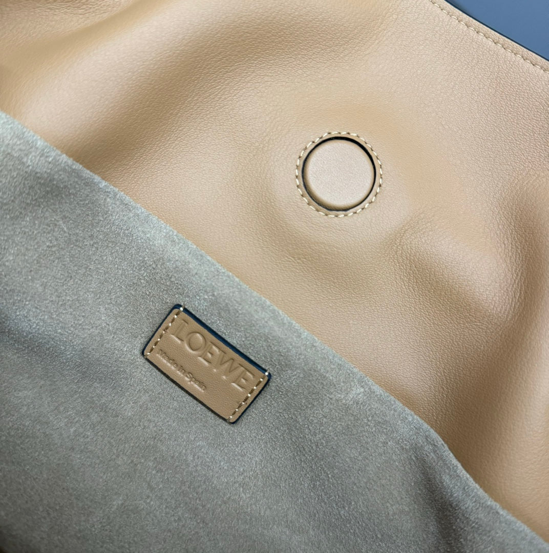 LOEWE Flamenco