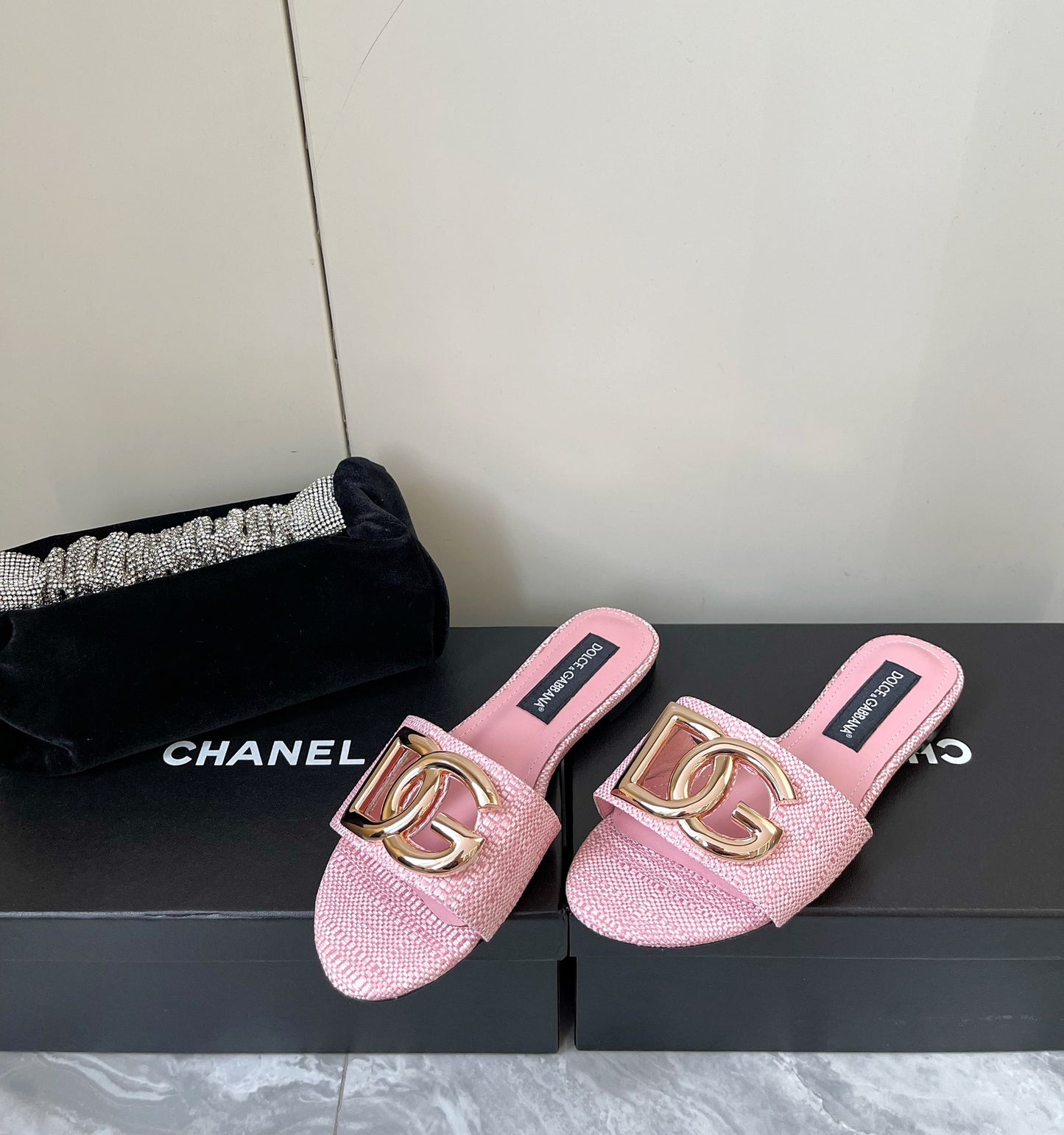 Dolce & Gabbana Women's Logo Raffia Slides