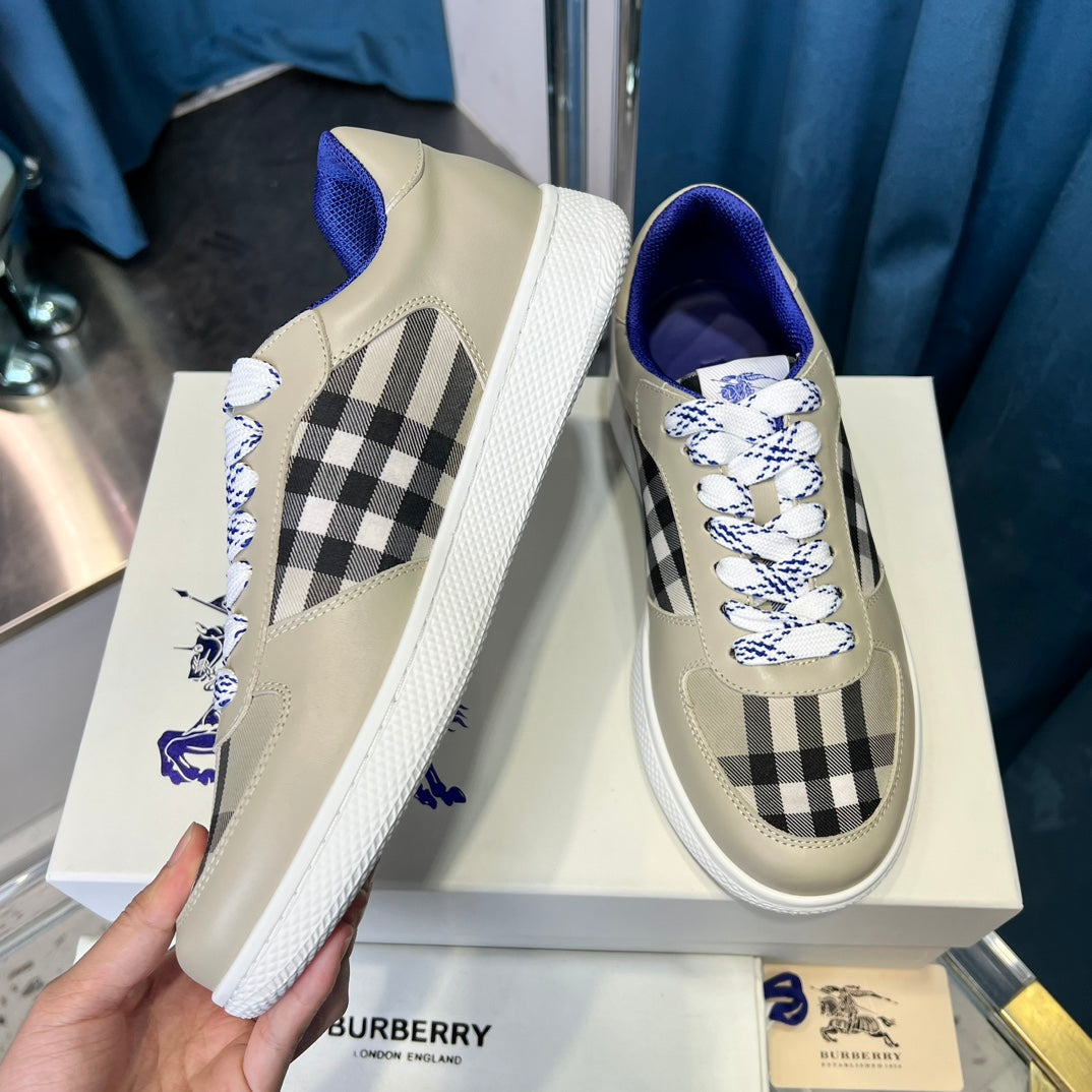 Burberry Sneakers