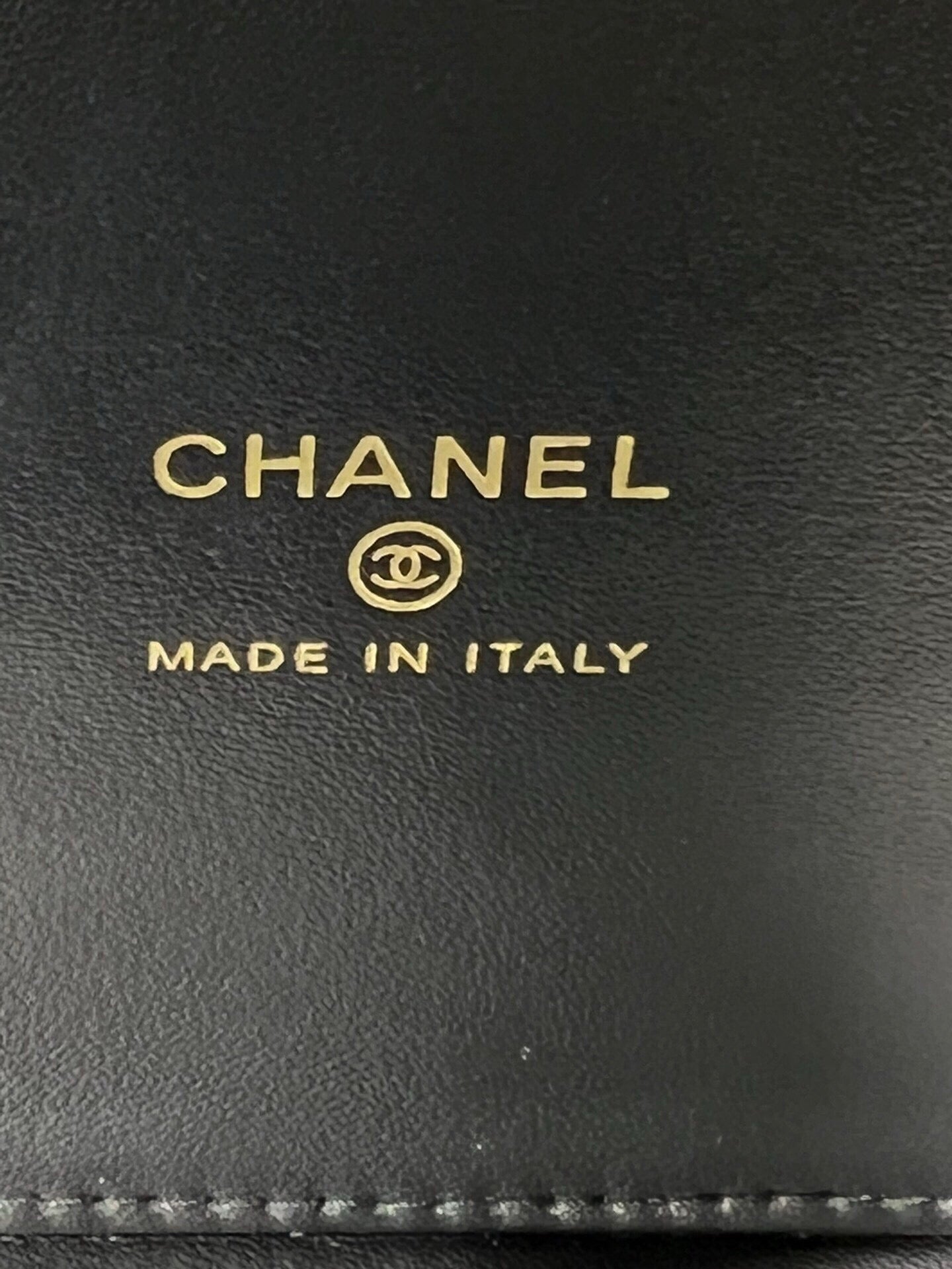 Chanel 22C Mini Round Vanity Bag