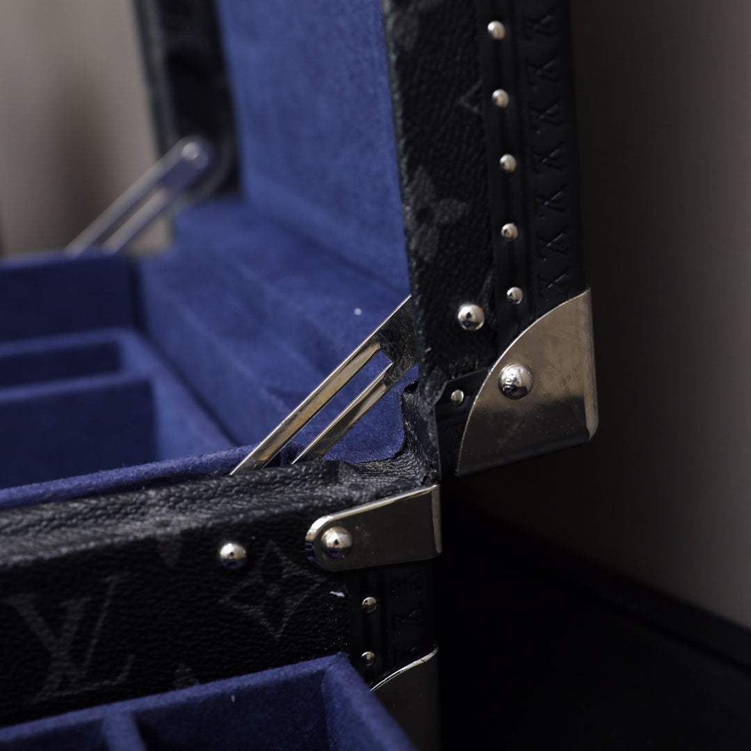Louis Vuitton Jewelry Case Trunk