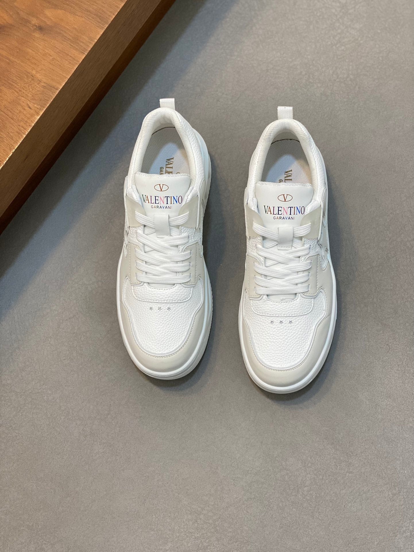 Valentino Sneakers