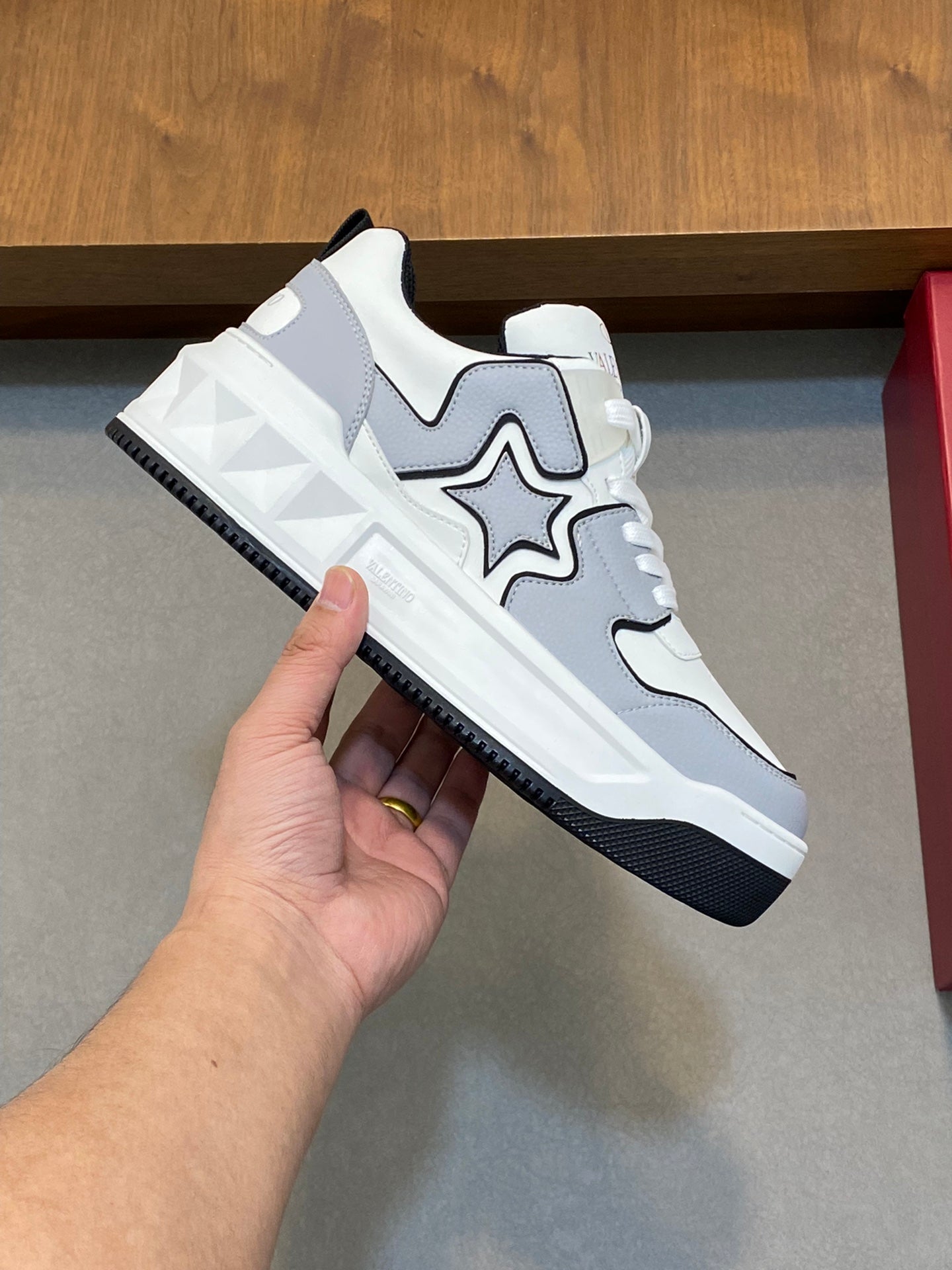 Valentino low top Sneakers