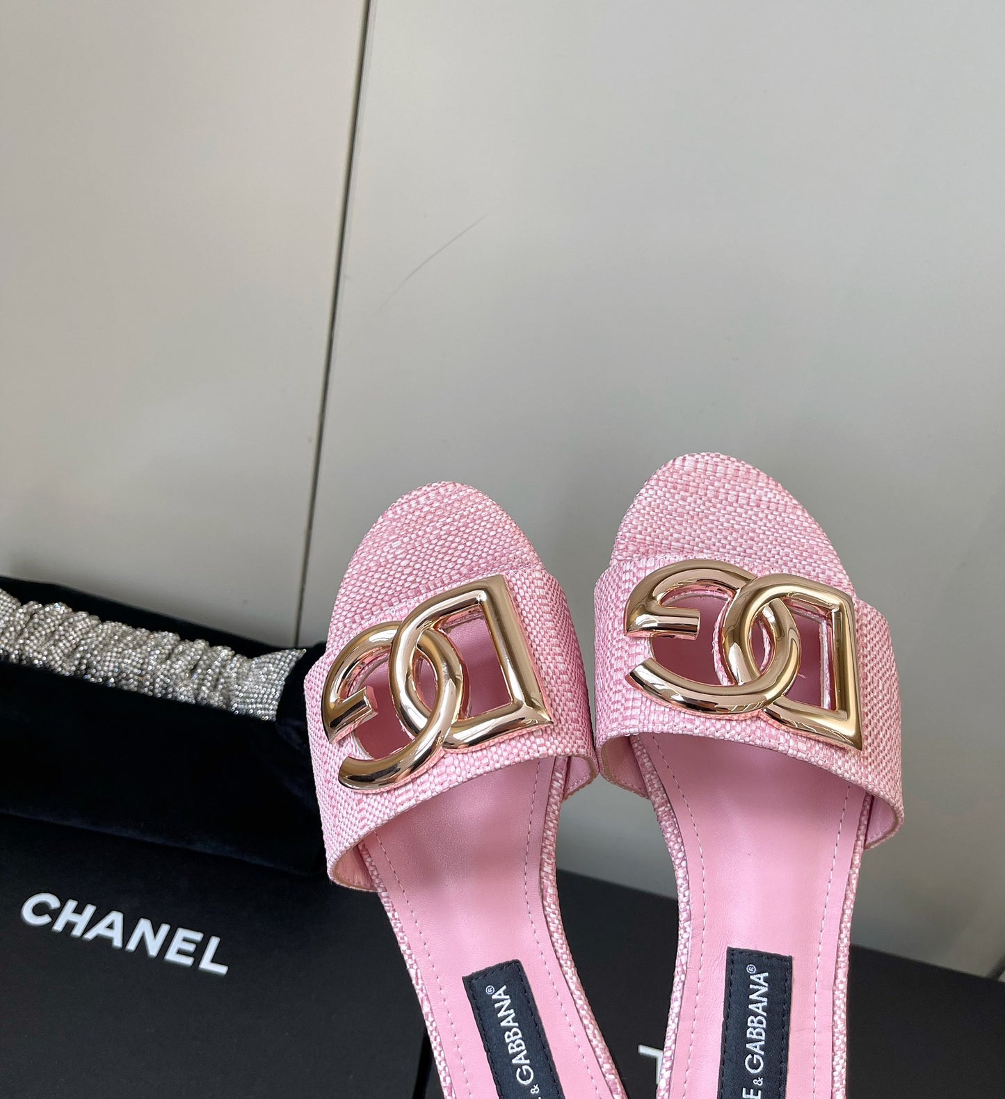 Dolce & Gabbana Women's Logo Raffia Slides