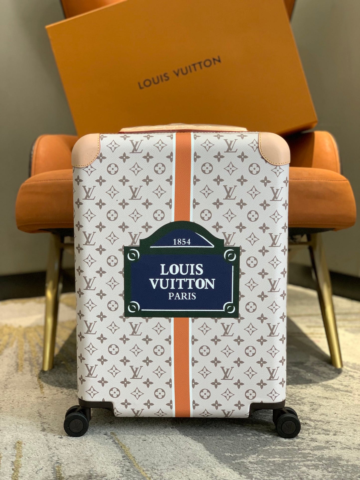 Louis Vuitton Horizon 55