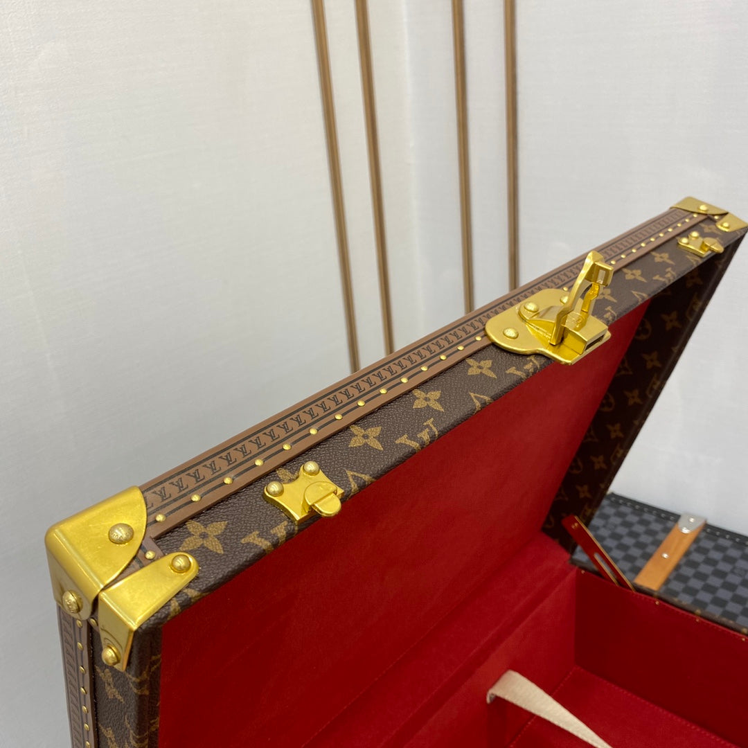 Louis Vuitton Bisten 50 Attache Hard Case Trunk