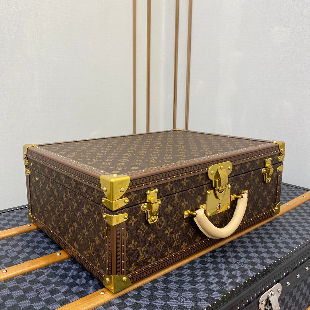 Louis Vuitton Bisten 50 Attache Hard Case Trunk