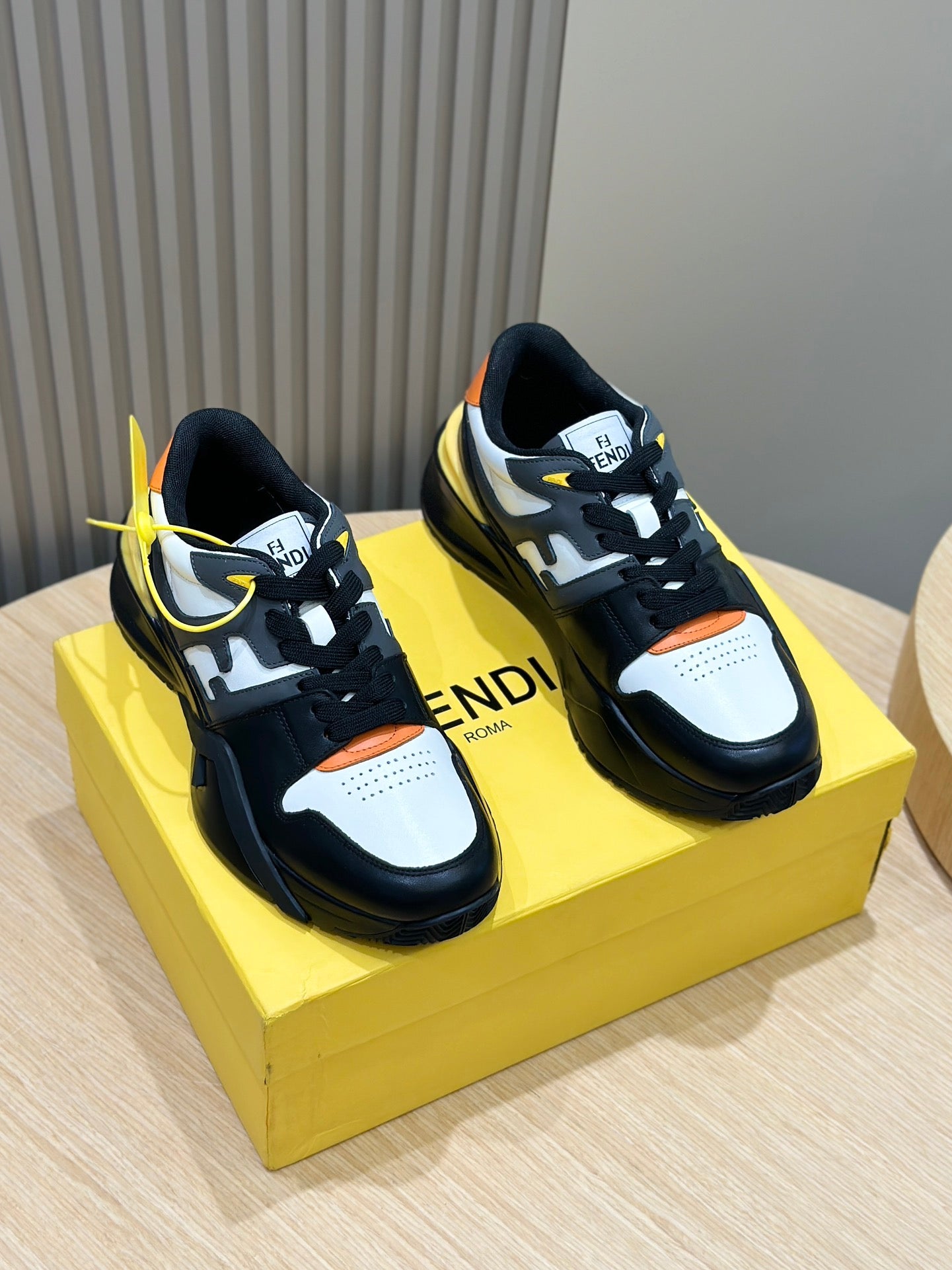 Fendi Sneakers