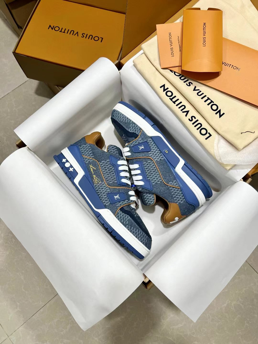 Louis Vuitton Sneakers