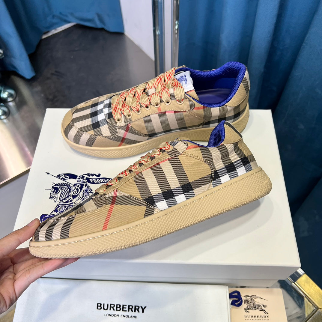Burberry Sneakers