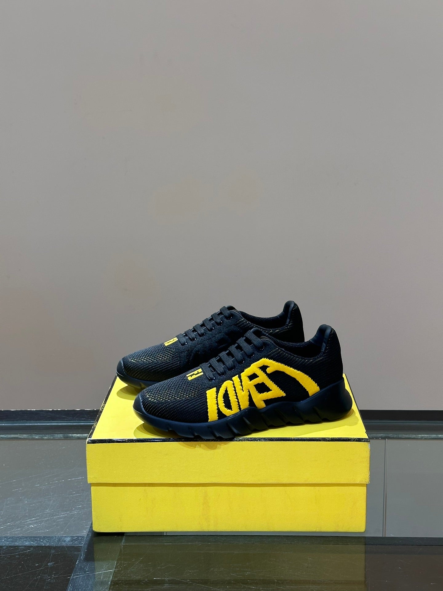 Fendi Sneakers