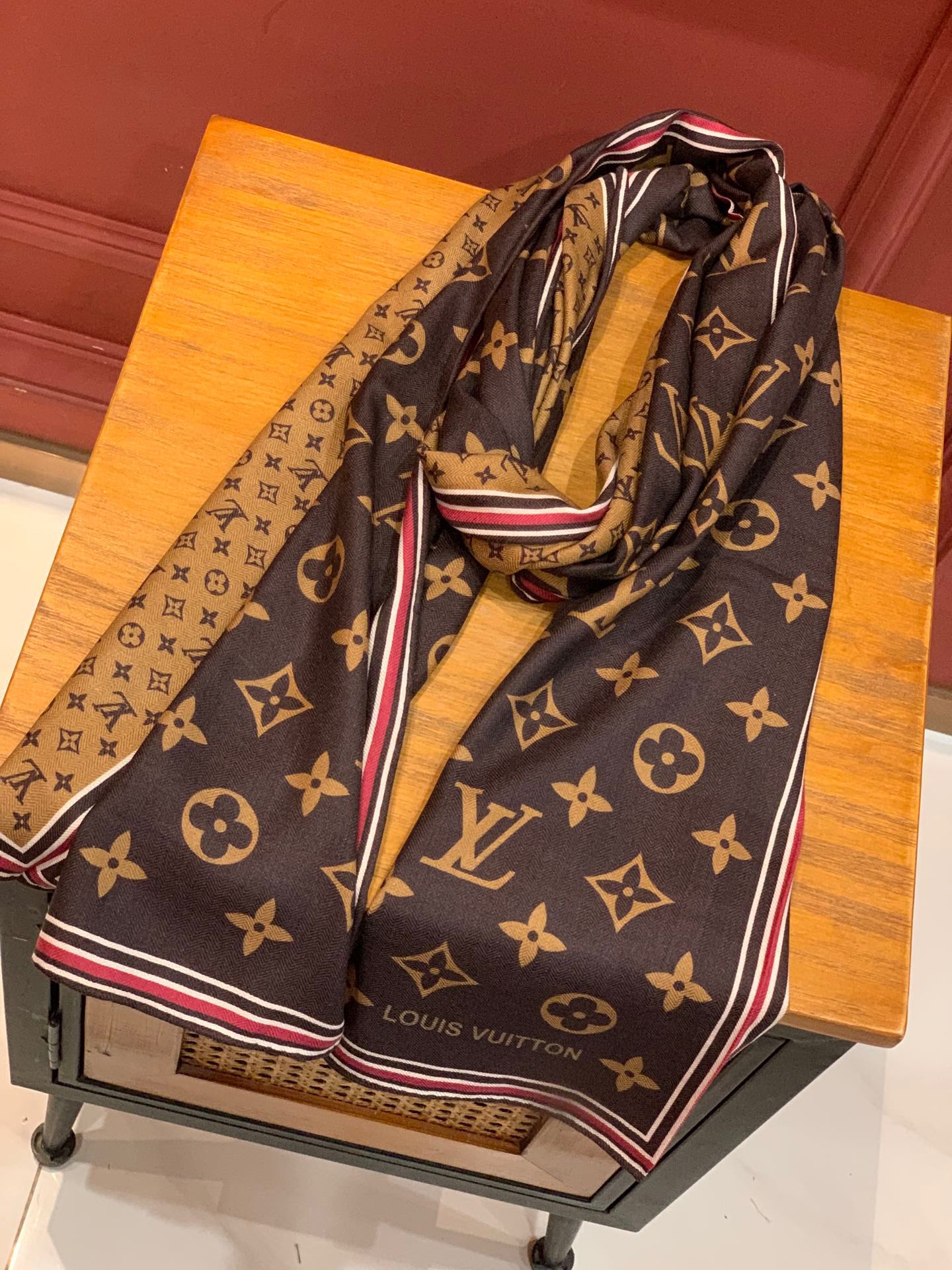 Louis Vuitton scarf