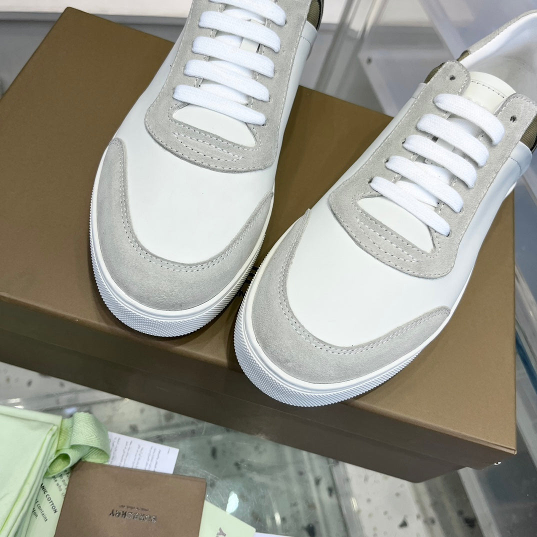 Burberry Sneakers