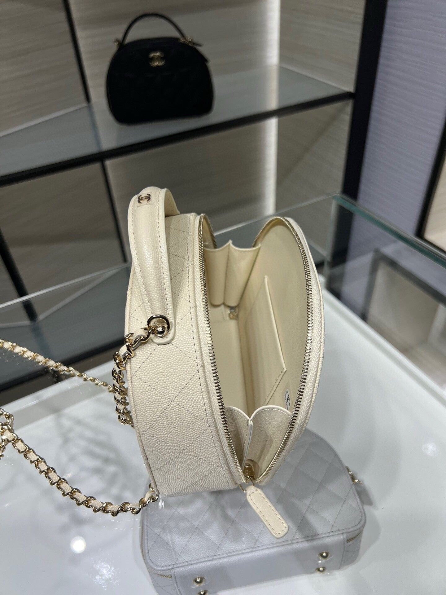 Chanel 22C Mini Round Vanity Bag