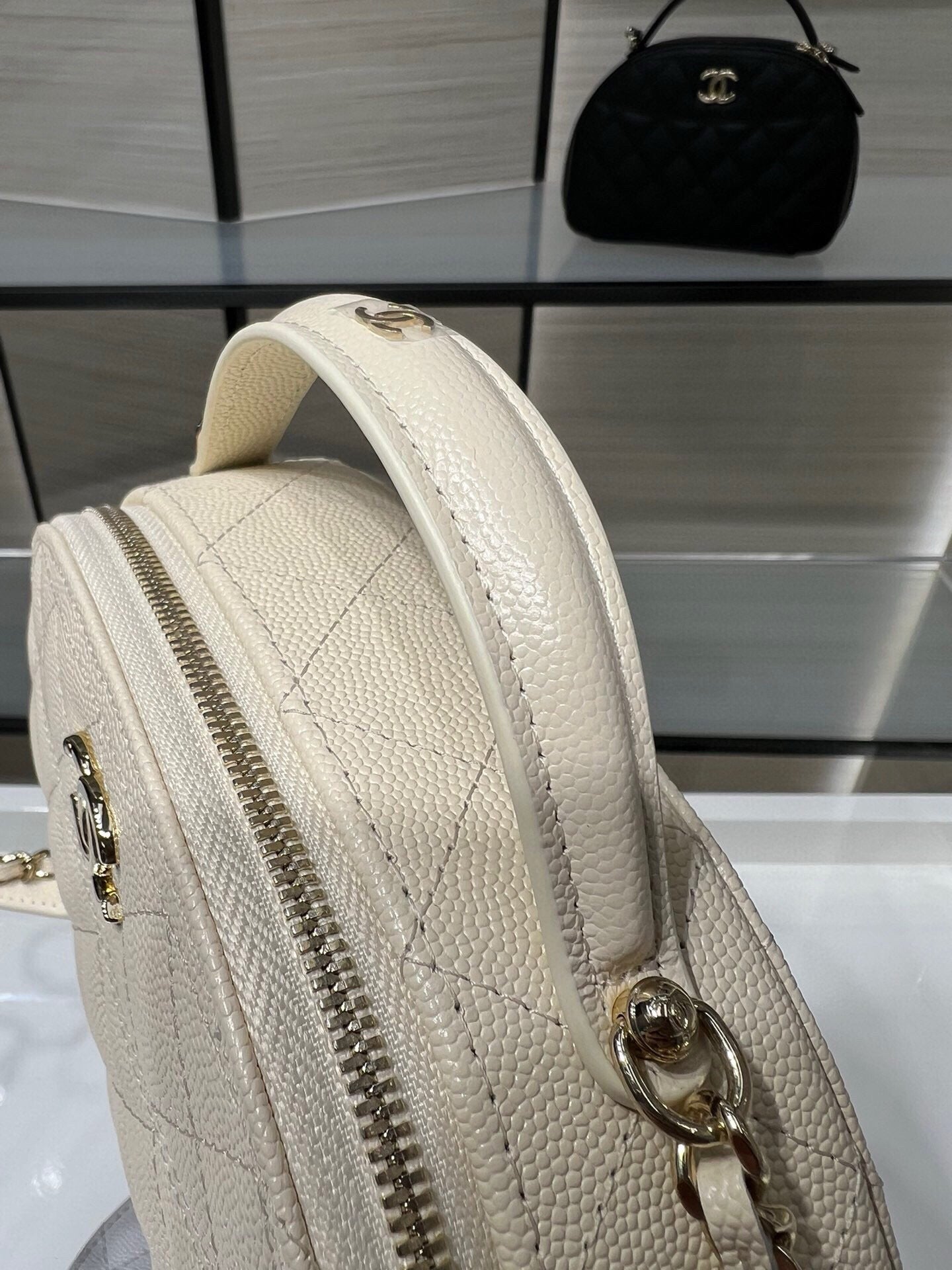Chanel 22C Mini Round Vanity Bag
