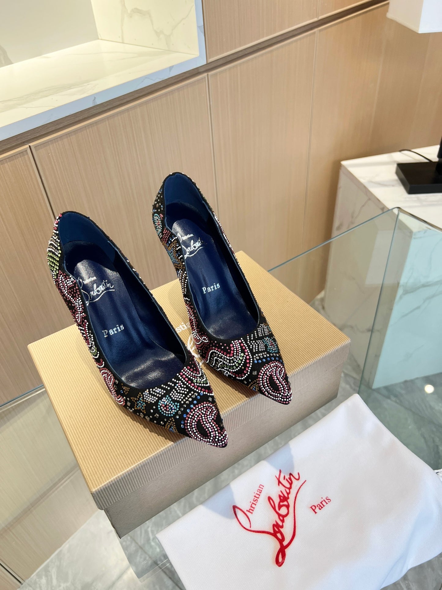 Christian Louboutin Hot Chick Starlight