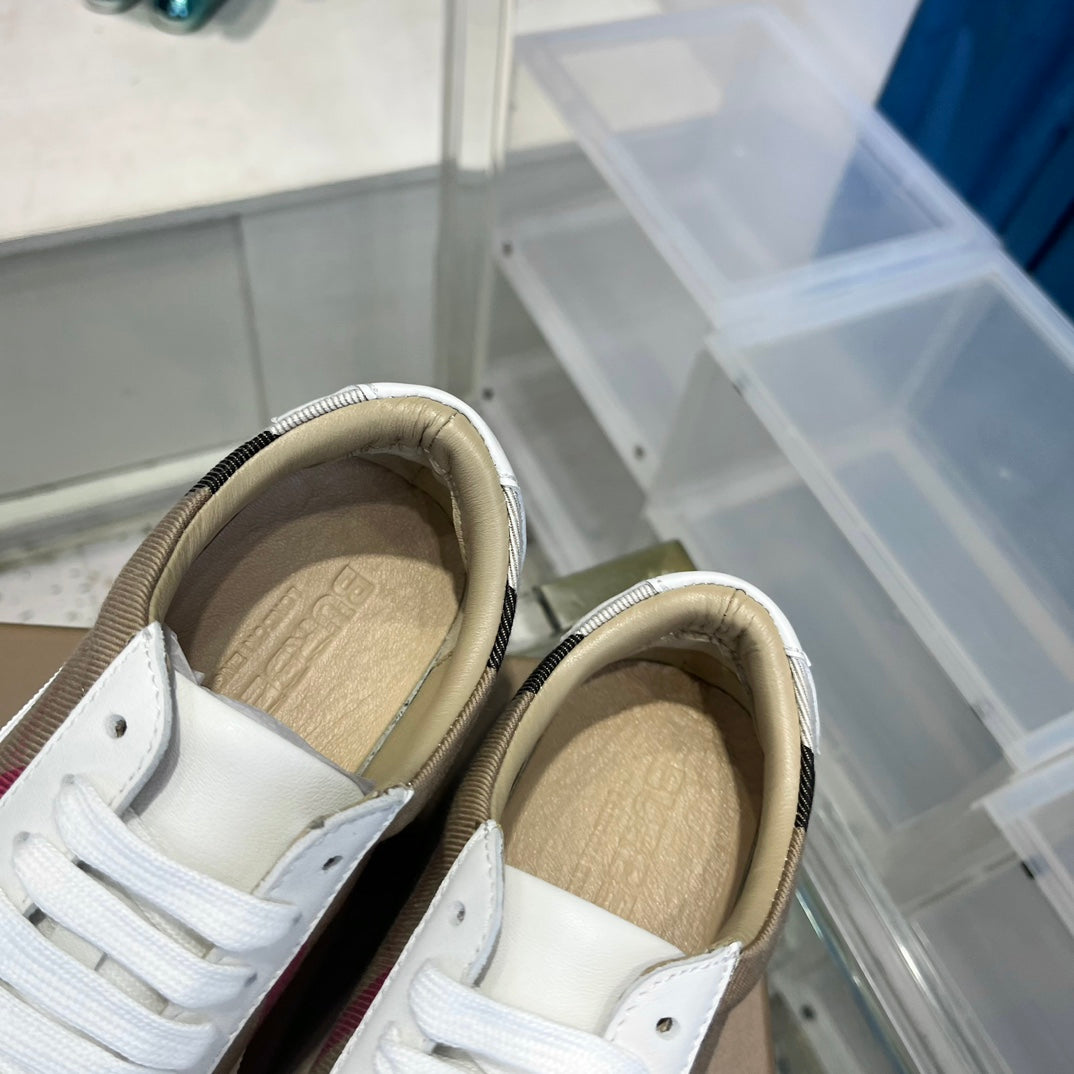 Burberry Sneakers
